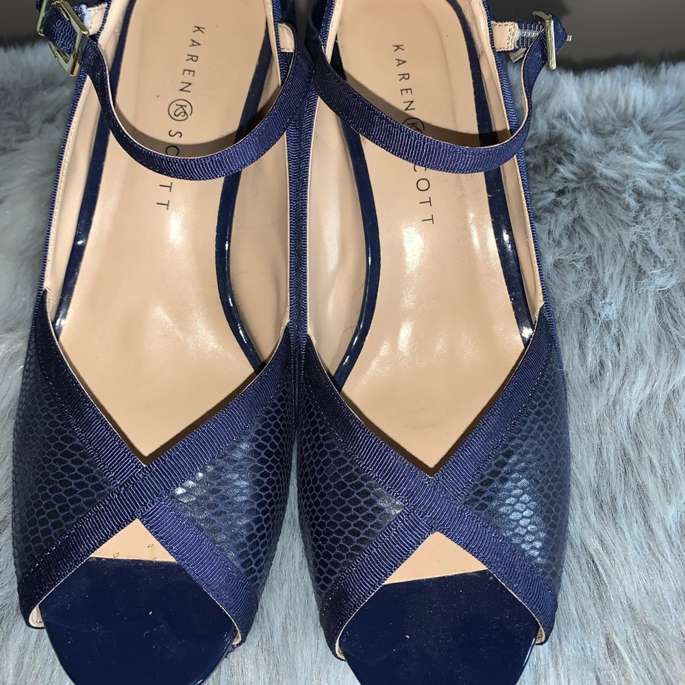 Karen Scott Evening Pumps, - Navy 10